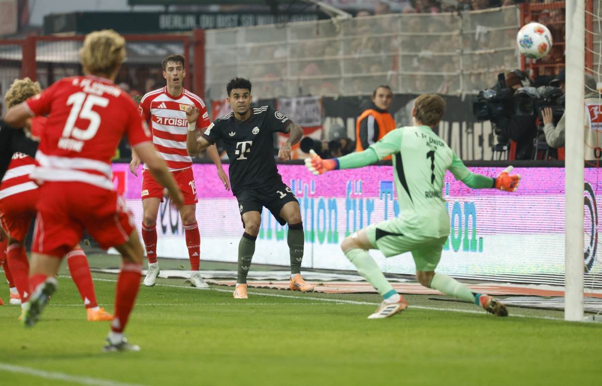 Luis Dijaz gol iz mrtvog ugla na Bajern Union