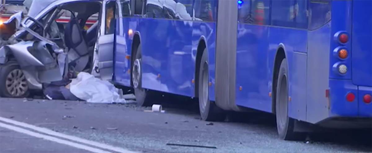 Teška nesreća na Obrenovačkom putu (3).jpg