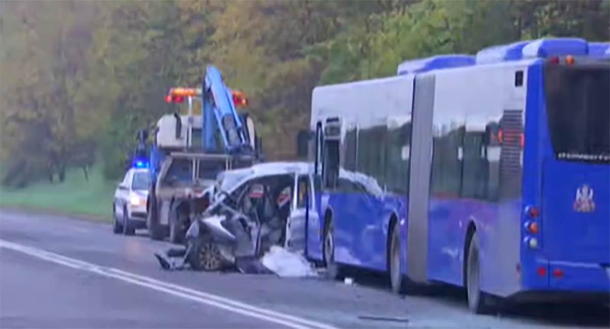 Teška nesreća na Obrenovačkom putu (1).jpg