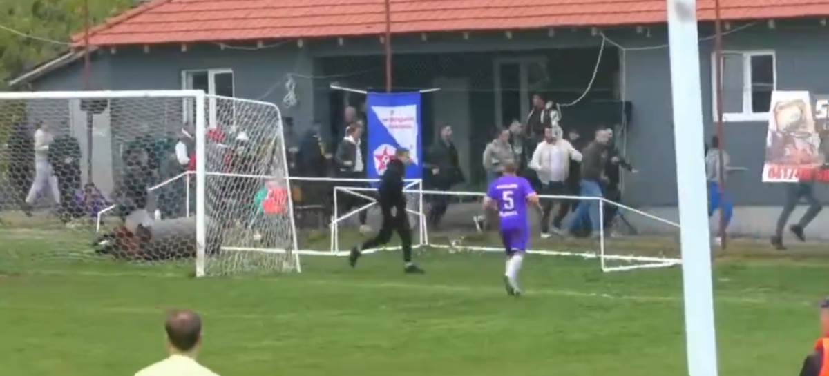 Stampedo i haos navijača na Omladinac Rajkovac Rad