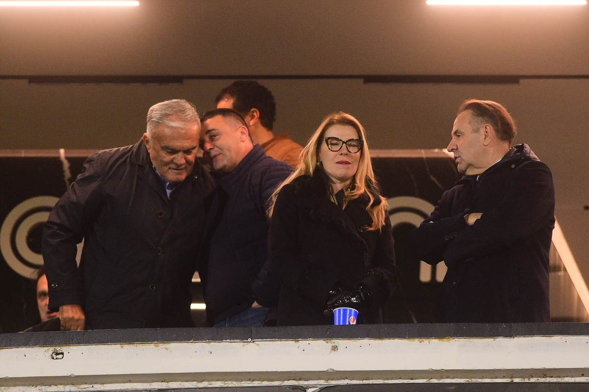 Milka Forcan i Rasim Ljajić u loži stadiona Partizana