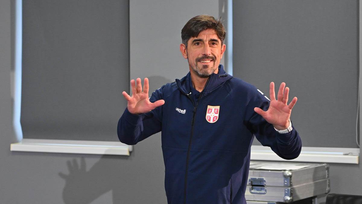 Veljko Paunović.jpg