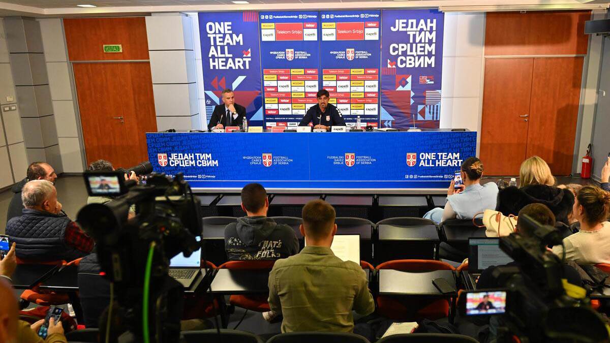 Veljko Paunović (5).jpg