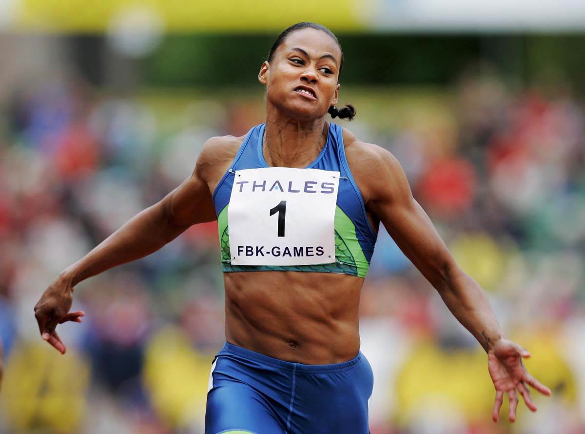 Marion Jones trči 1.jpg