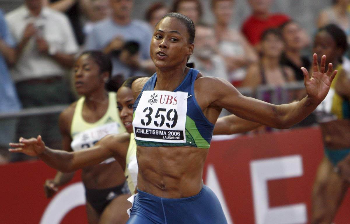 Marion Jones trči 3.jpg
