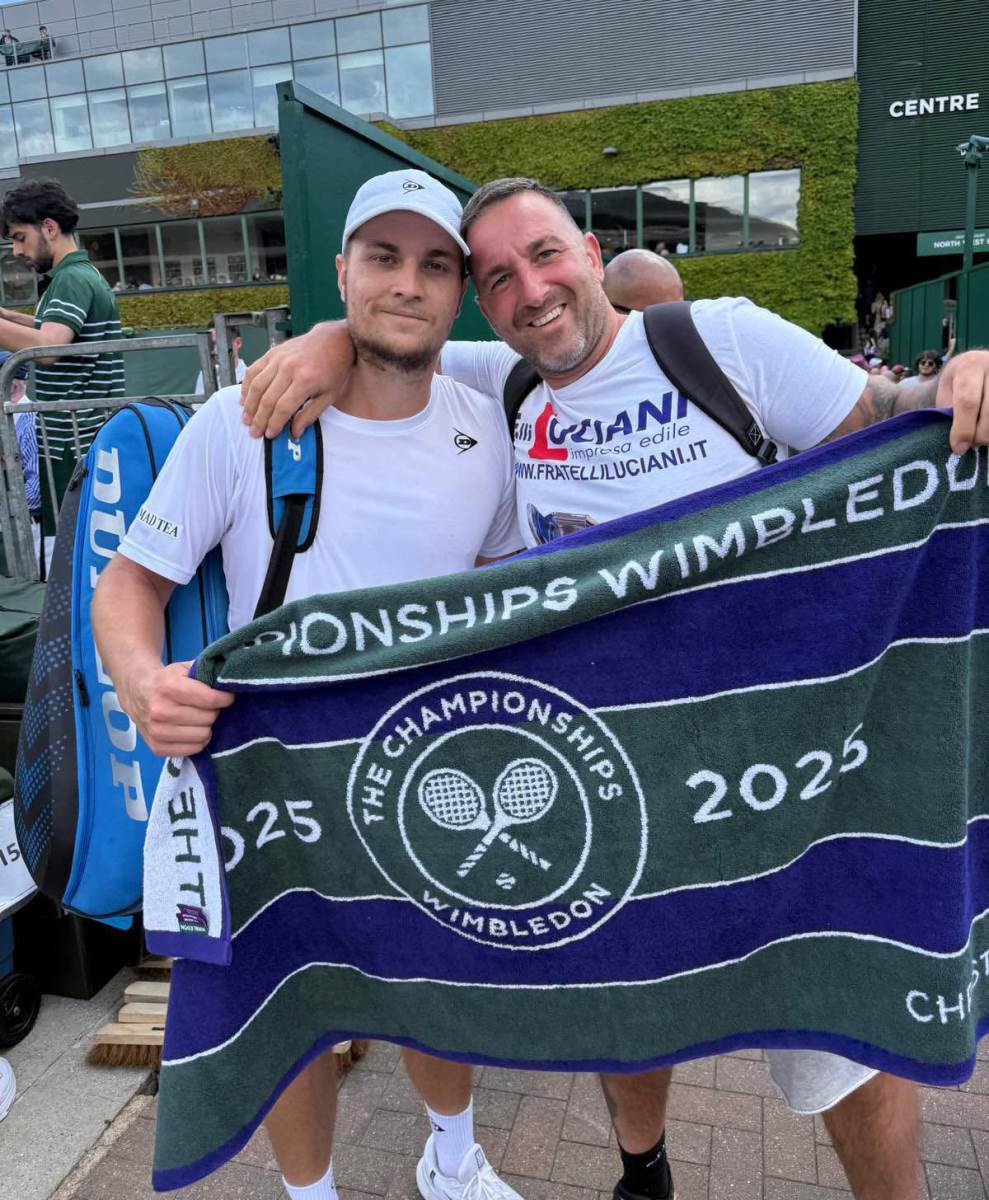 Voja, Novakov navijač (18).jpg