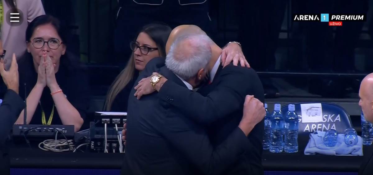 Željko Obradović i Vasilis Spanulis razgovaraju na Partizan Monako