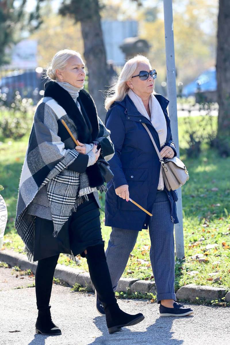 Poznati na sahrani Rajka Šerifovića (6) copy.jpg