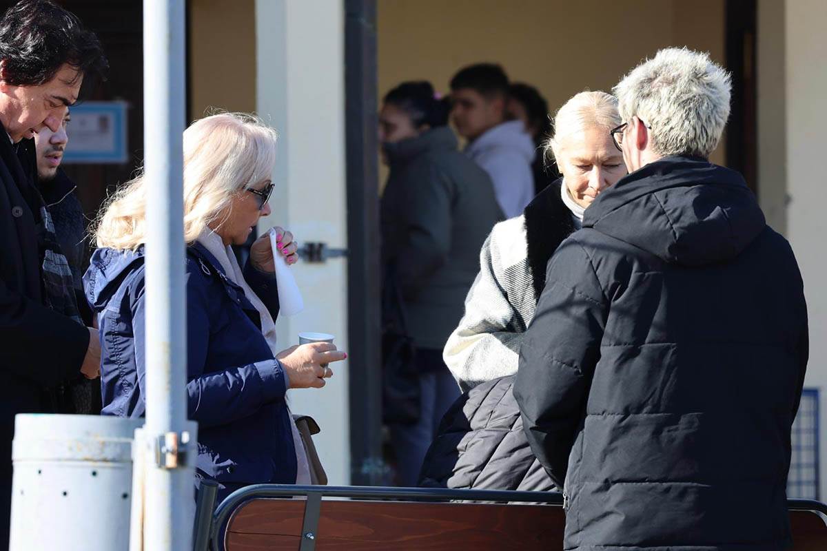 Poznati na sahrani Rajka Šerifovića (9) copy.jpg