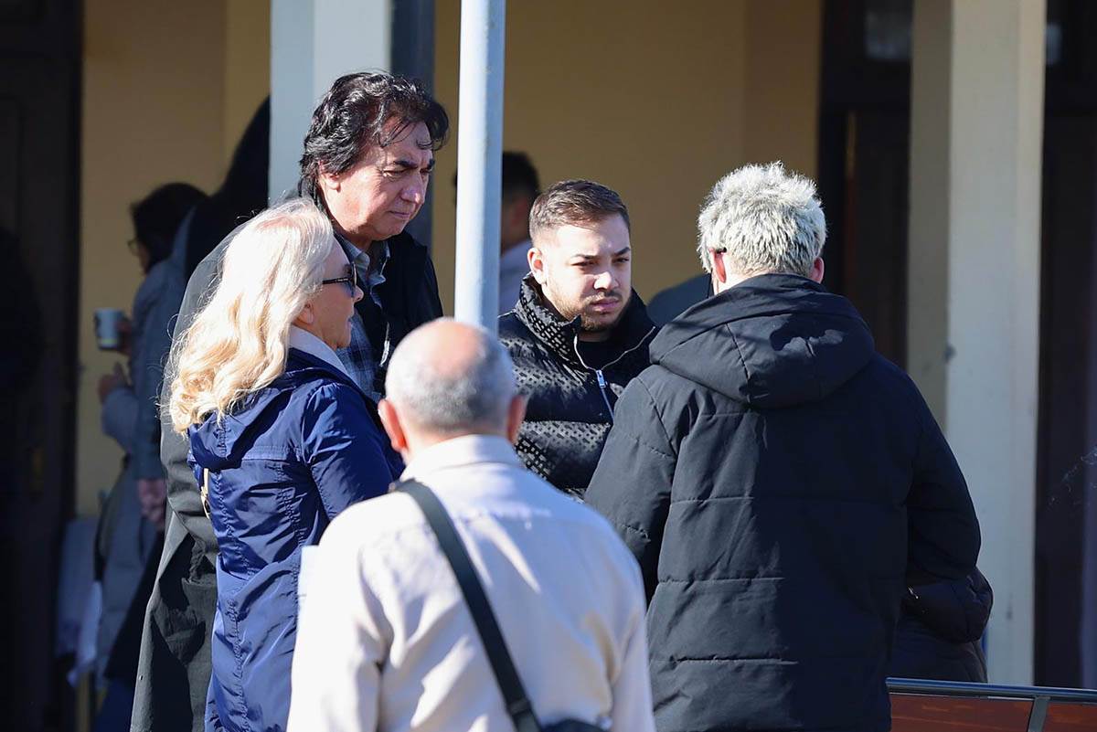 Poznati na sahrani Rajka Šerifovića (10) copy.jpg