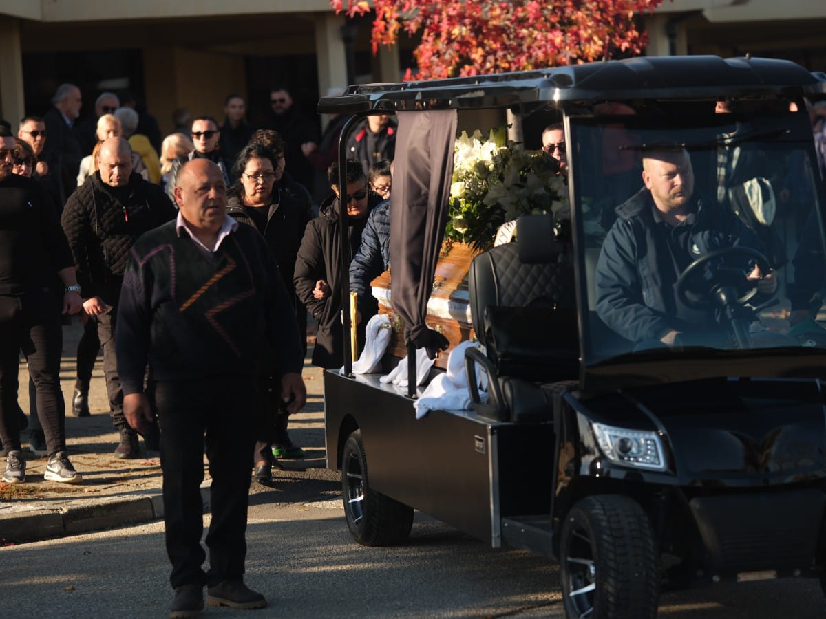 Marija Šerifović sa porodicom u povorci