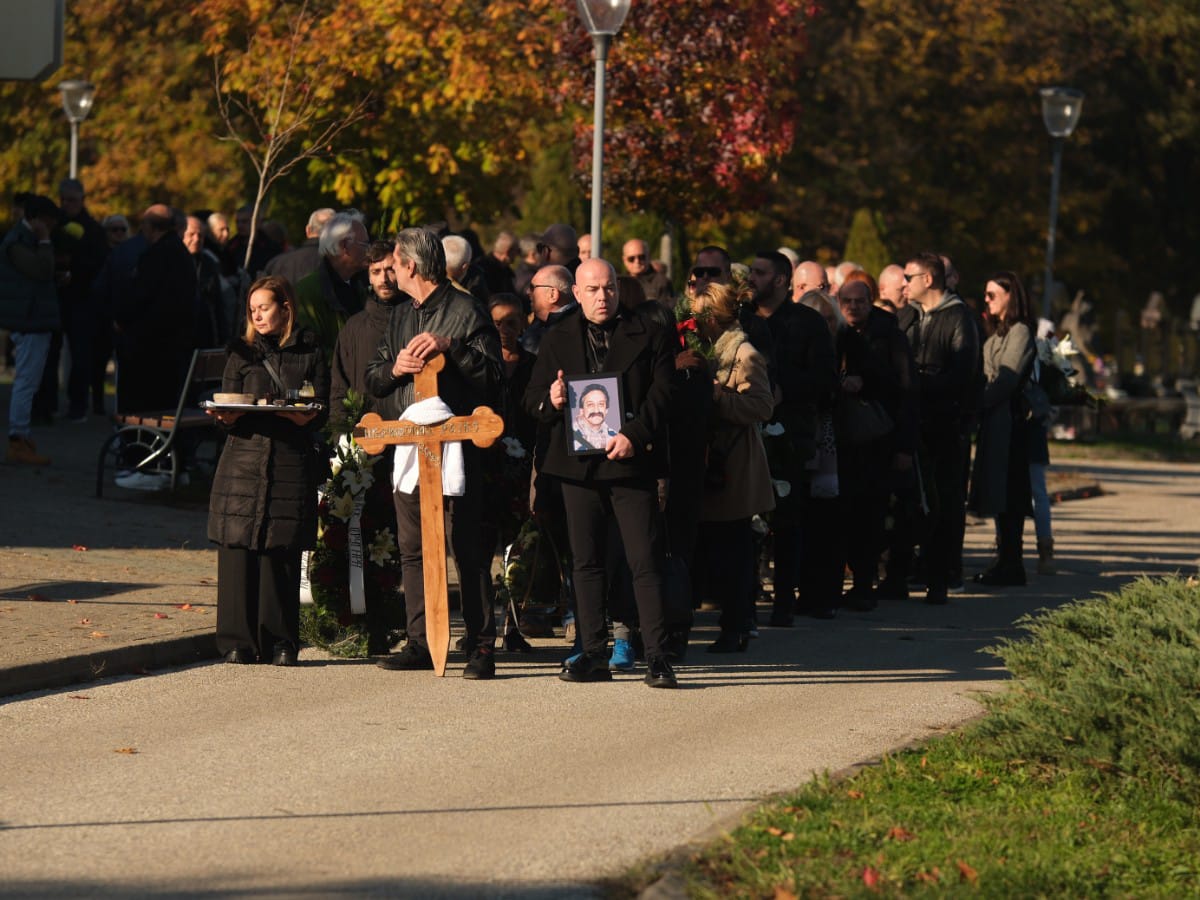 Marija Šerifović sa porodicom u povorci