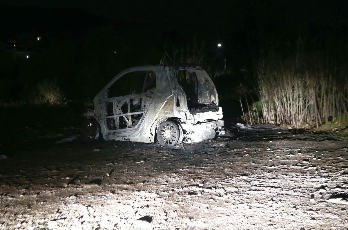 Spaljeni automobil iz kog je ranjen Darko Kovačević 6.jpg