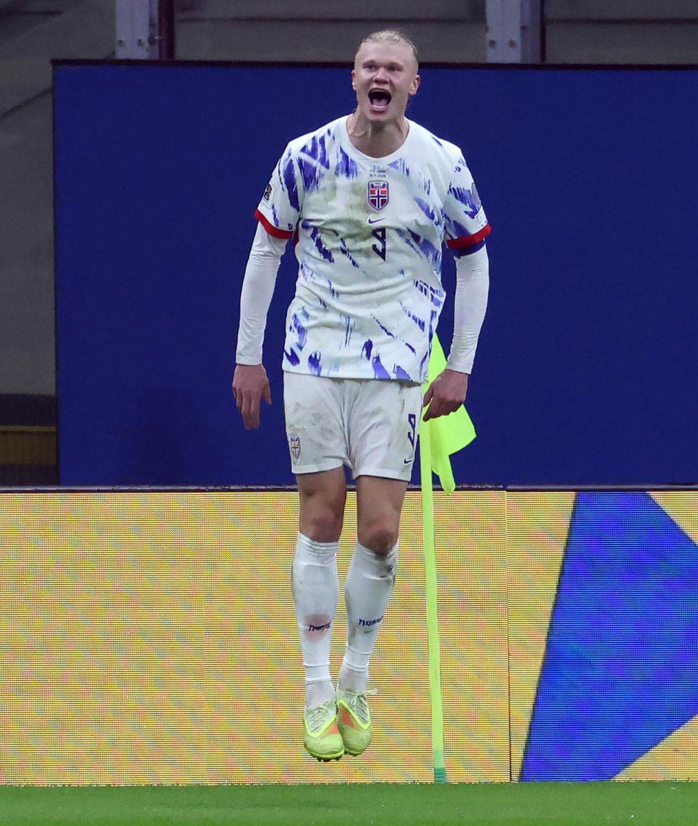 Erling Haland slavi gol za Norvešku protiv Italije