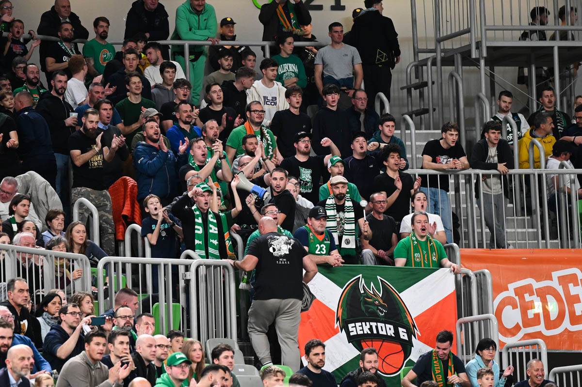 Crvena Zvezda - Olimpija (6).jpg