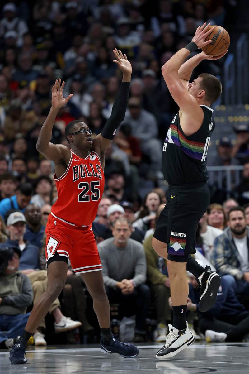 Nikola Jokić protiv Čikaga (2).jpg