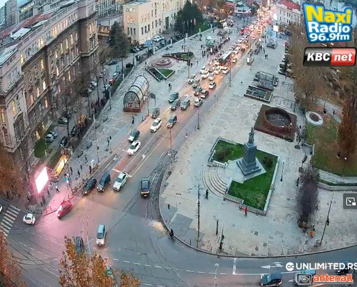 vukov spomenik copy.jpg