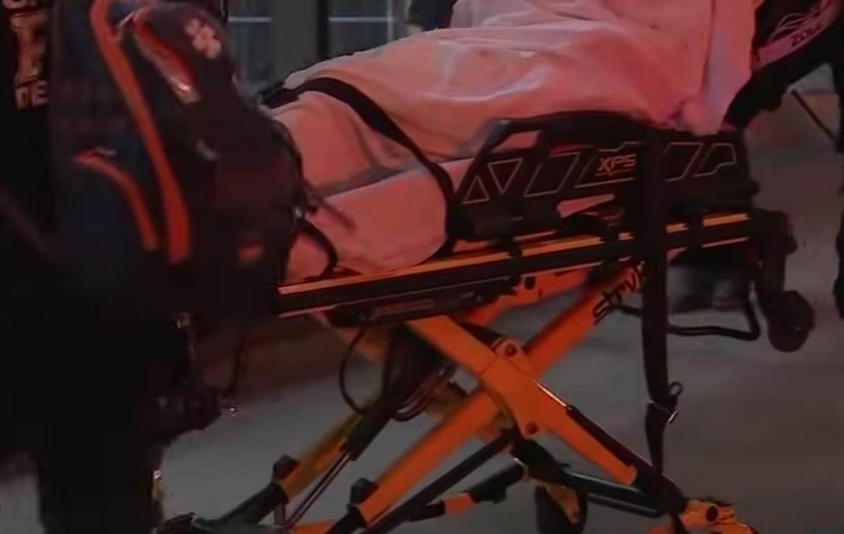 Zapaljena devojka u vozu u Čikagu (2).jpg