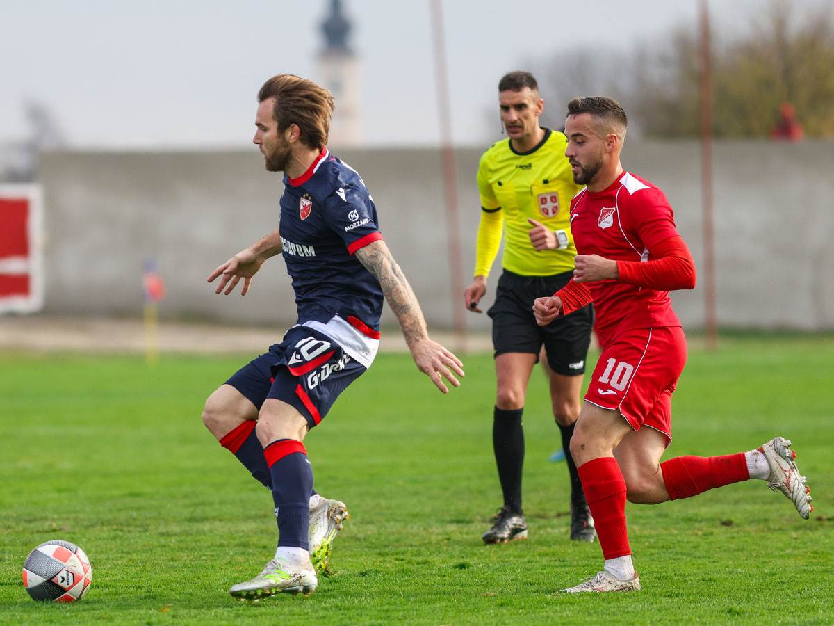 Crvena Zvezda - Sloven Ruma (5).jpg