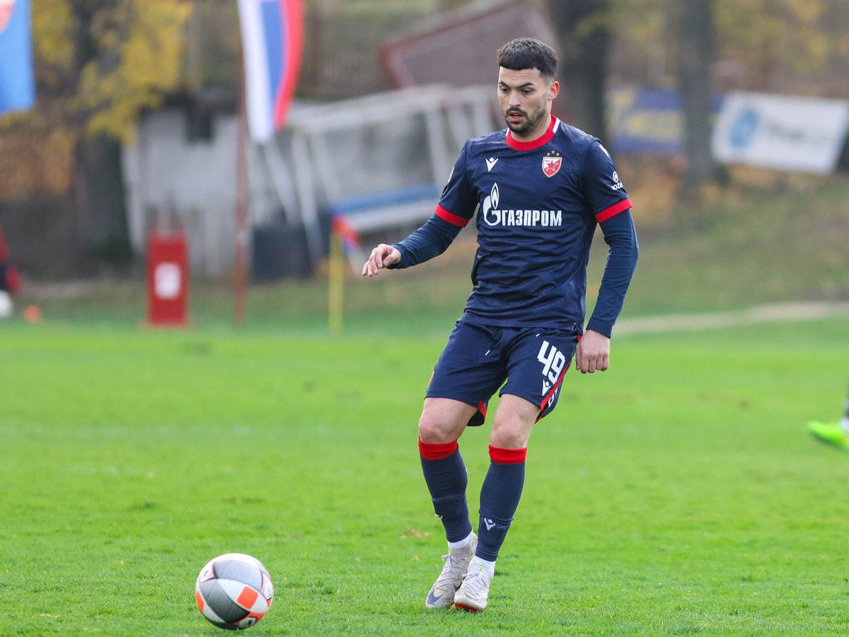 Crvena Zvezda - Sloven Ruma (20).jpg