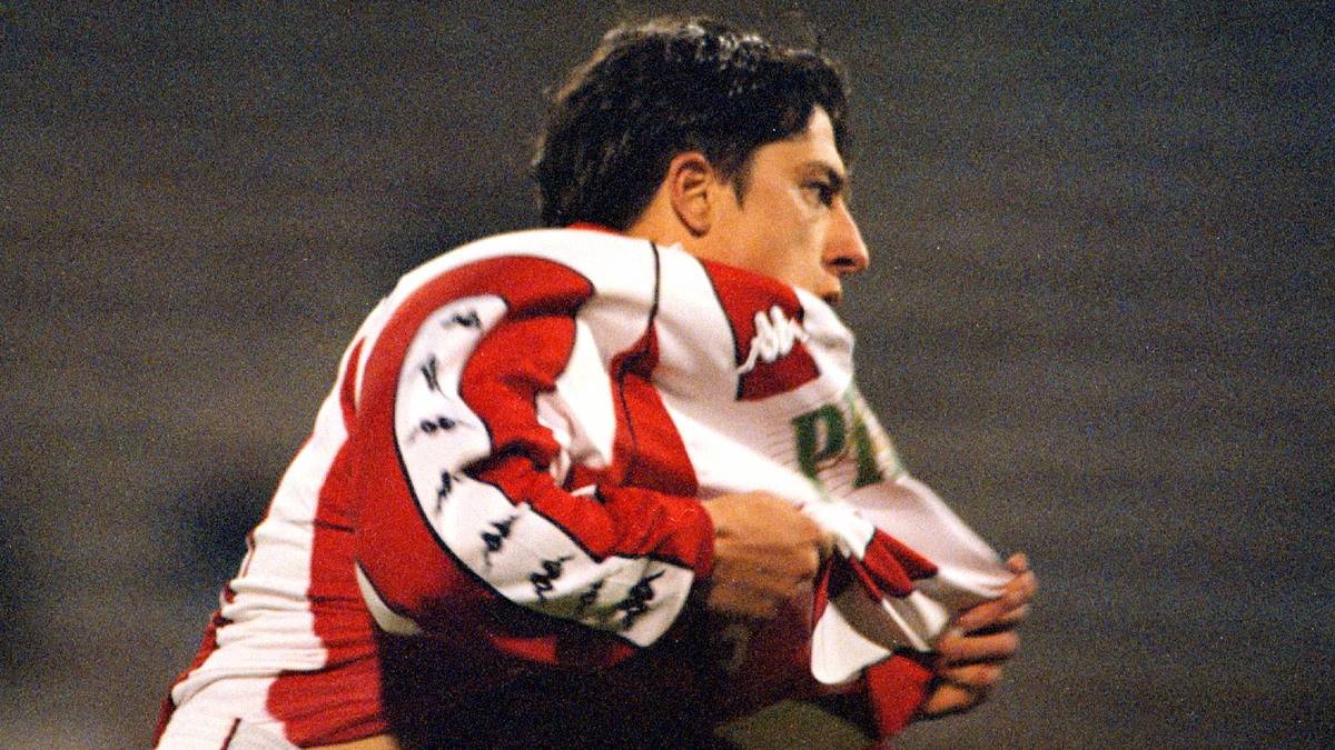 Mihajlo Pjanović skida Zvezdin dres