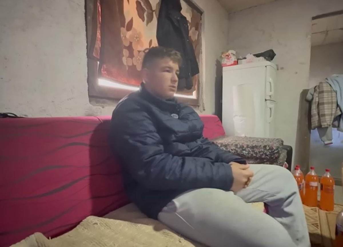 Dečak za kog majka ne želi da čuje (7).jpg