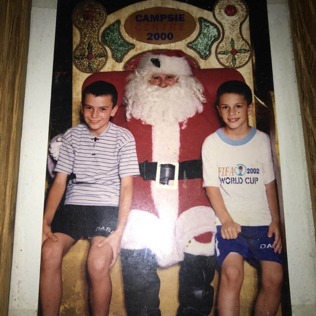 Miloš Degenek i rođeni brat kao deca