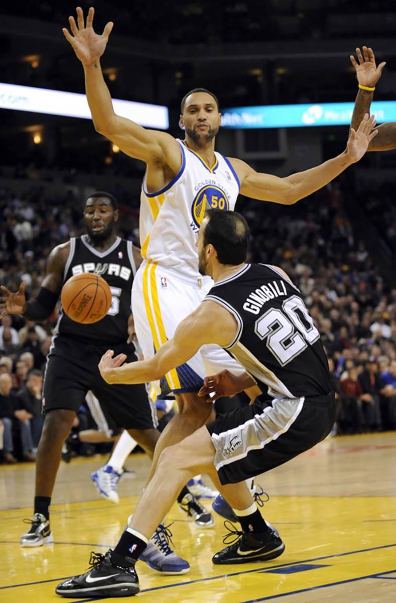 Dan Gadzuric (9).jpg