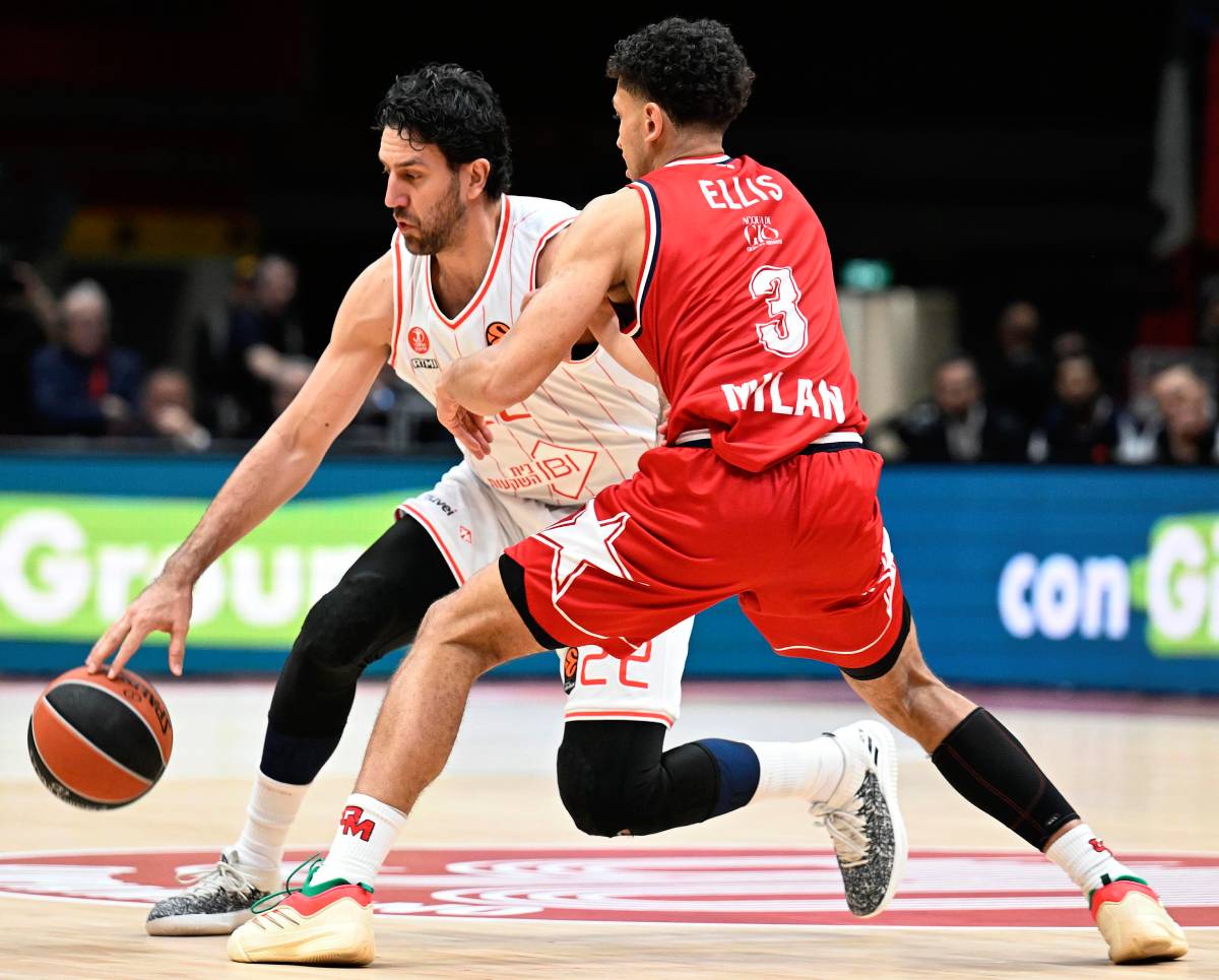 Vasilije Micić na Armani Hapoel Jerusalim