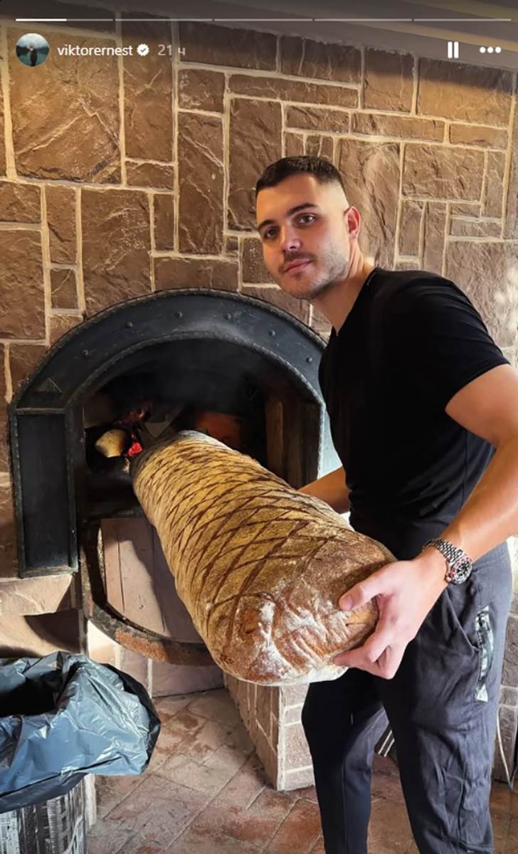 Viktor Živojinović slava