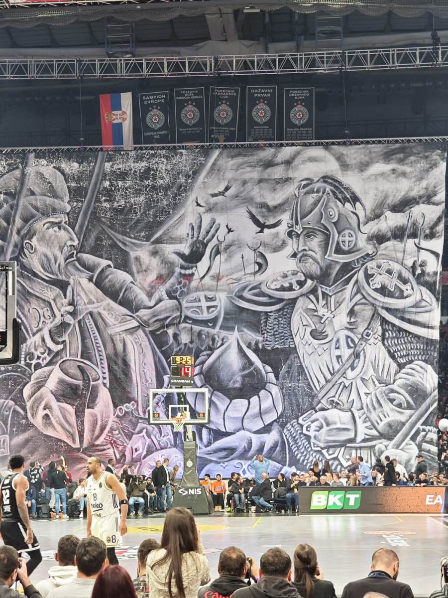 Koreografija Grobara Miloš Obilić ubija sultana Murata