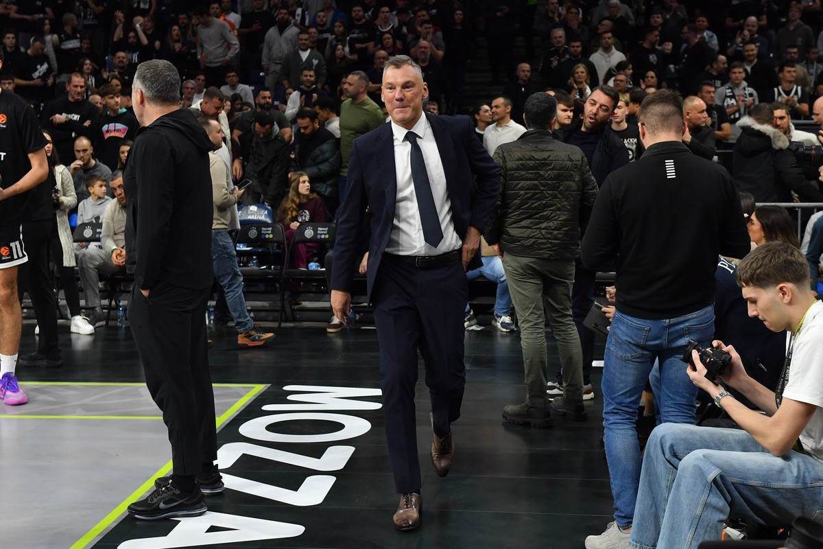 Partizan - Fenerbahče (4).jpg