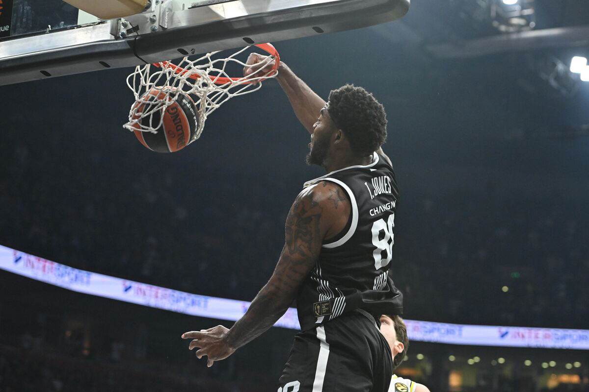 Partizan - Fenerbahče (10).jpg