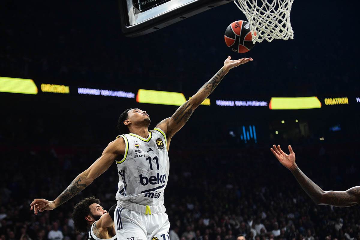 Partizan - Fenerbahče (1).jpg