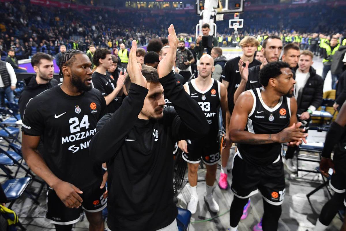 Partizan - Fenerbahče (10).jpg