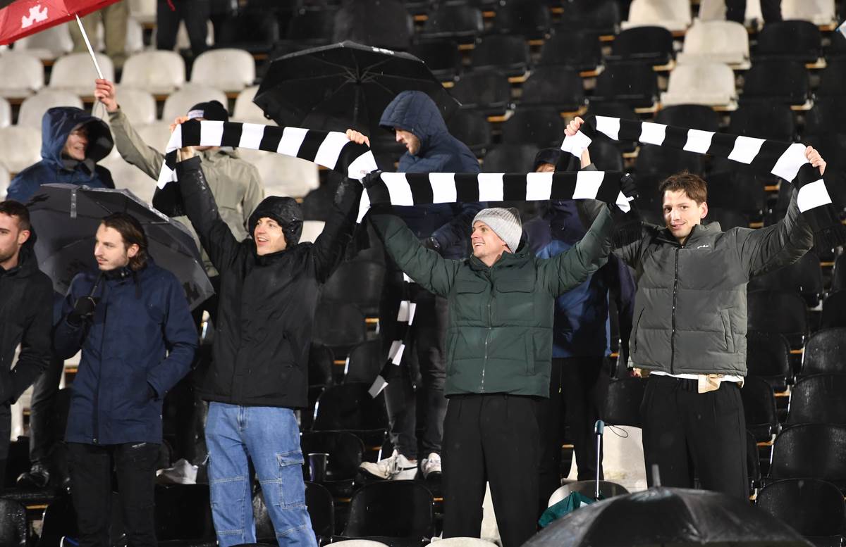 Partizan - Železničar (83).jpg