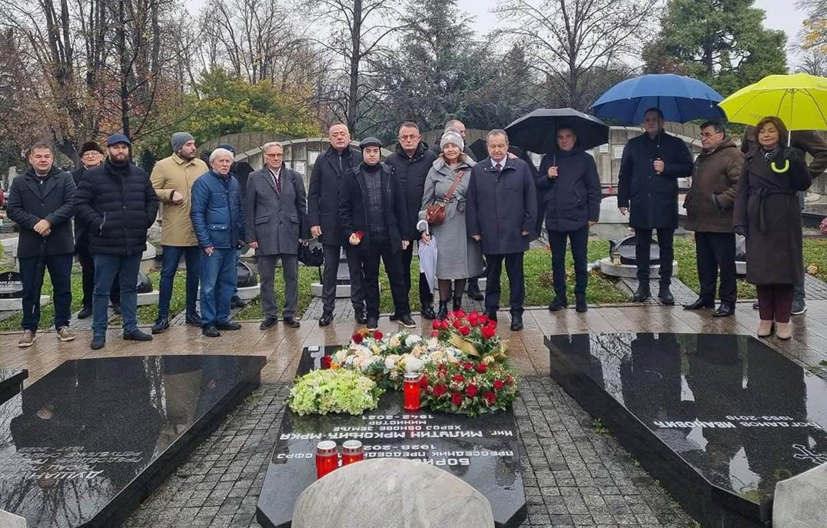 Milutin Mrkonjić pomen (2).jpg