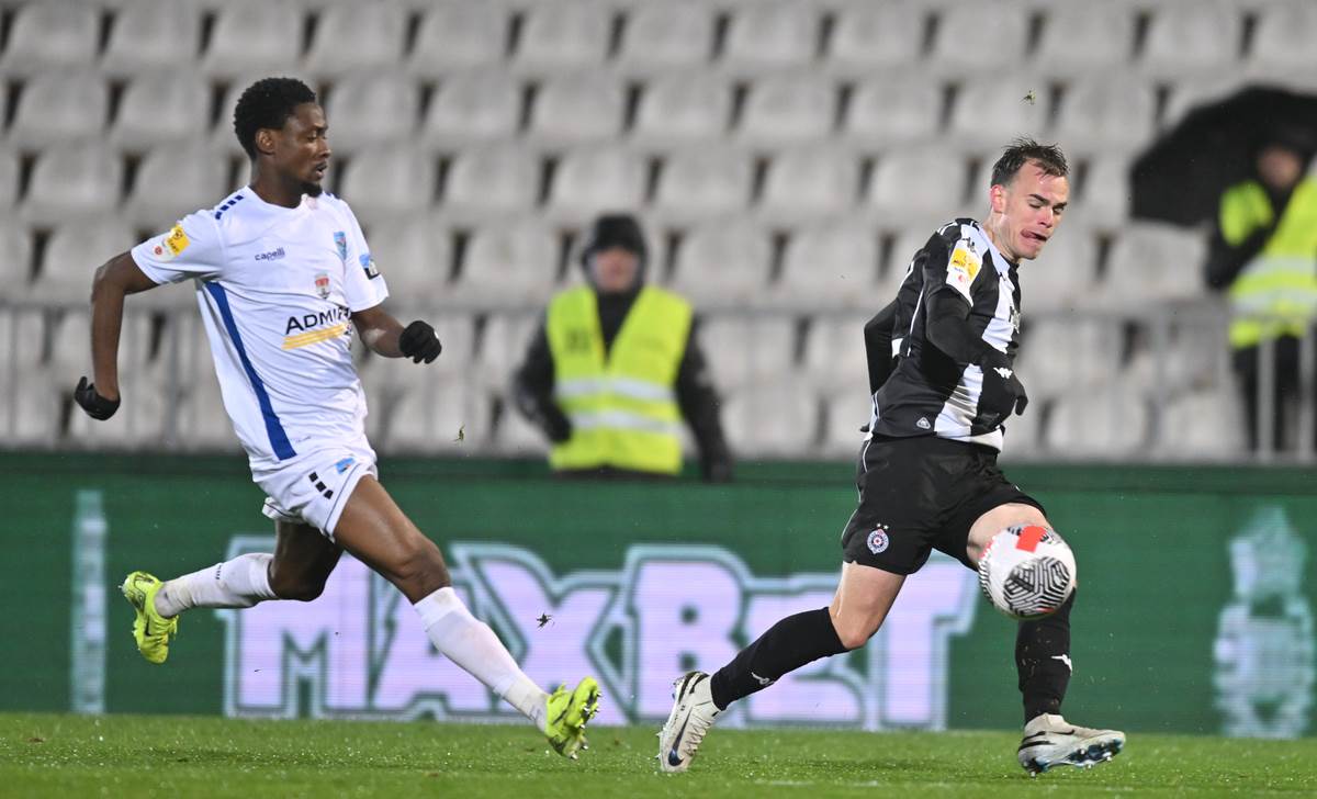 Partizan - Železničar (69).jpg