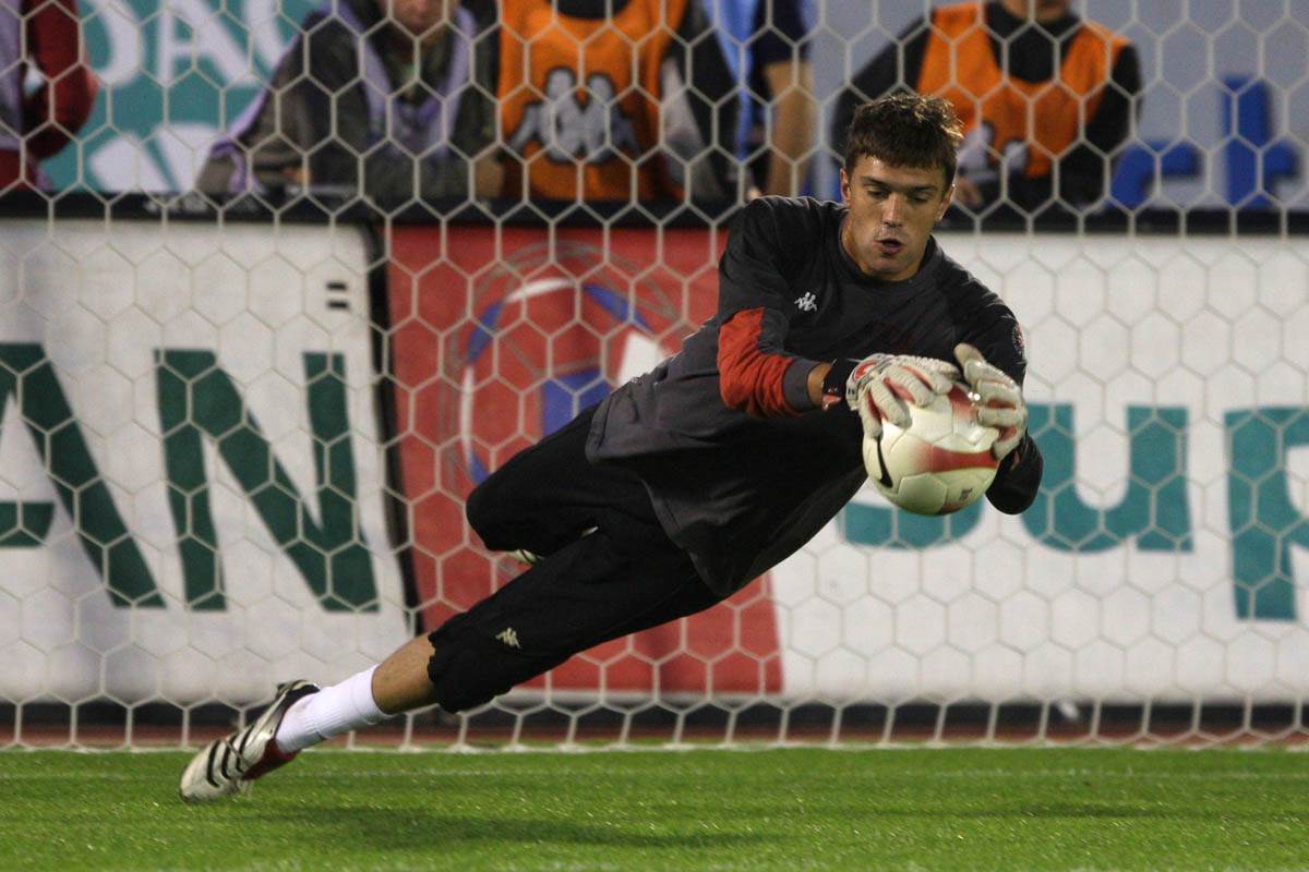 Darko Božović na zagrevanju u Partizanu