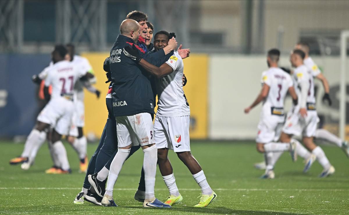 Javor - Crvena zvezda (22).jpg