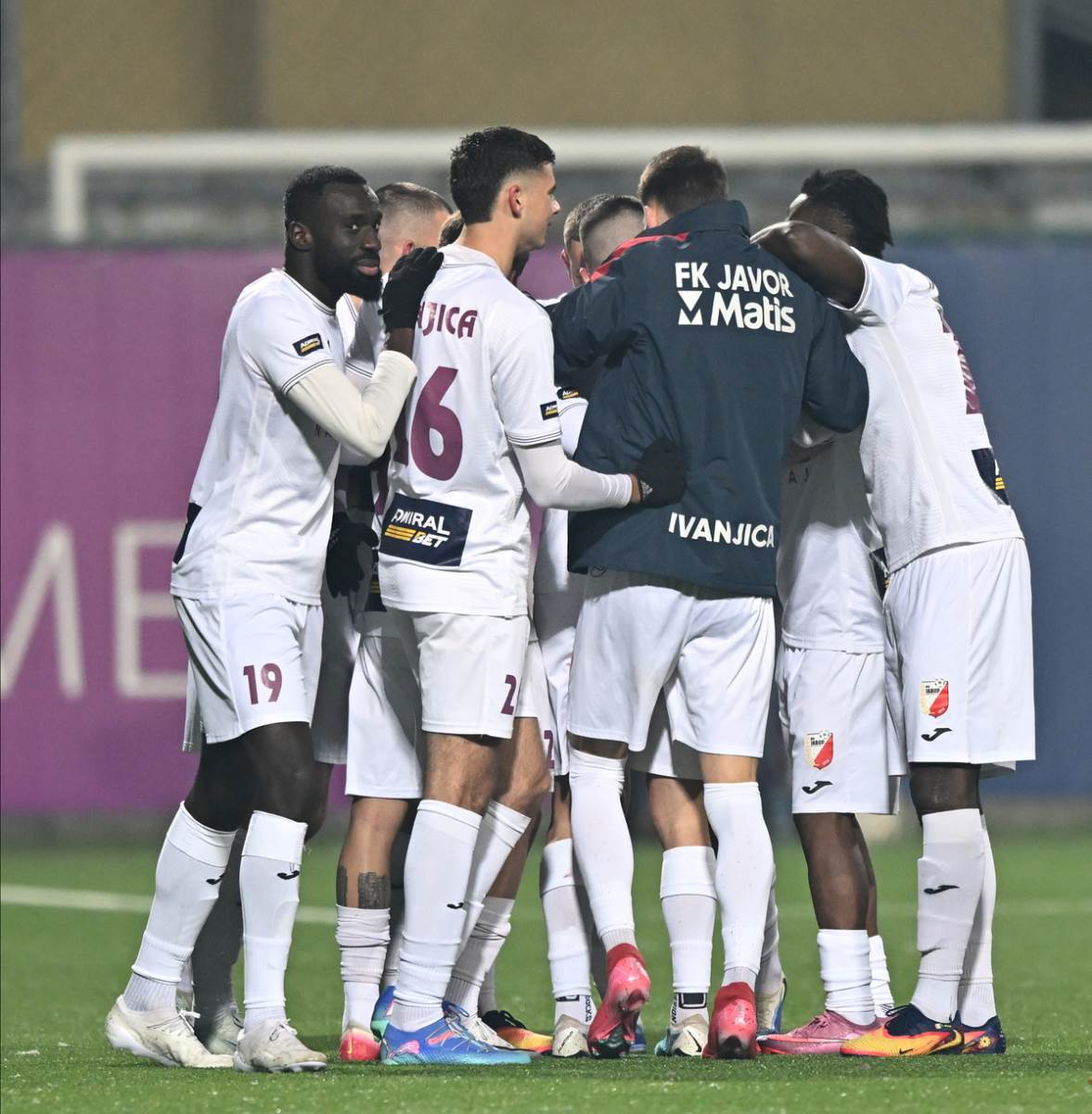 Javor - Crvena zvezda (27).jpg