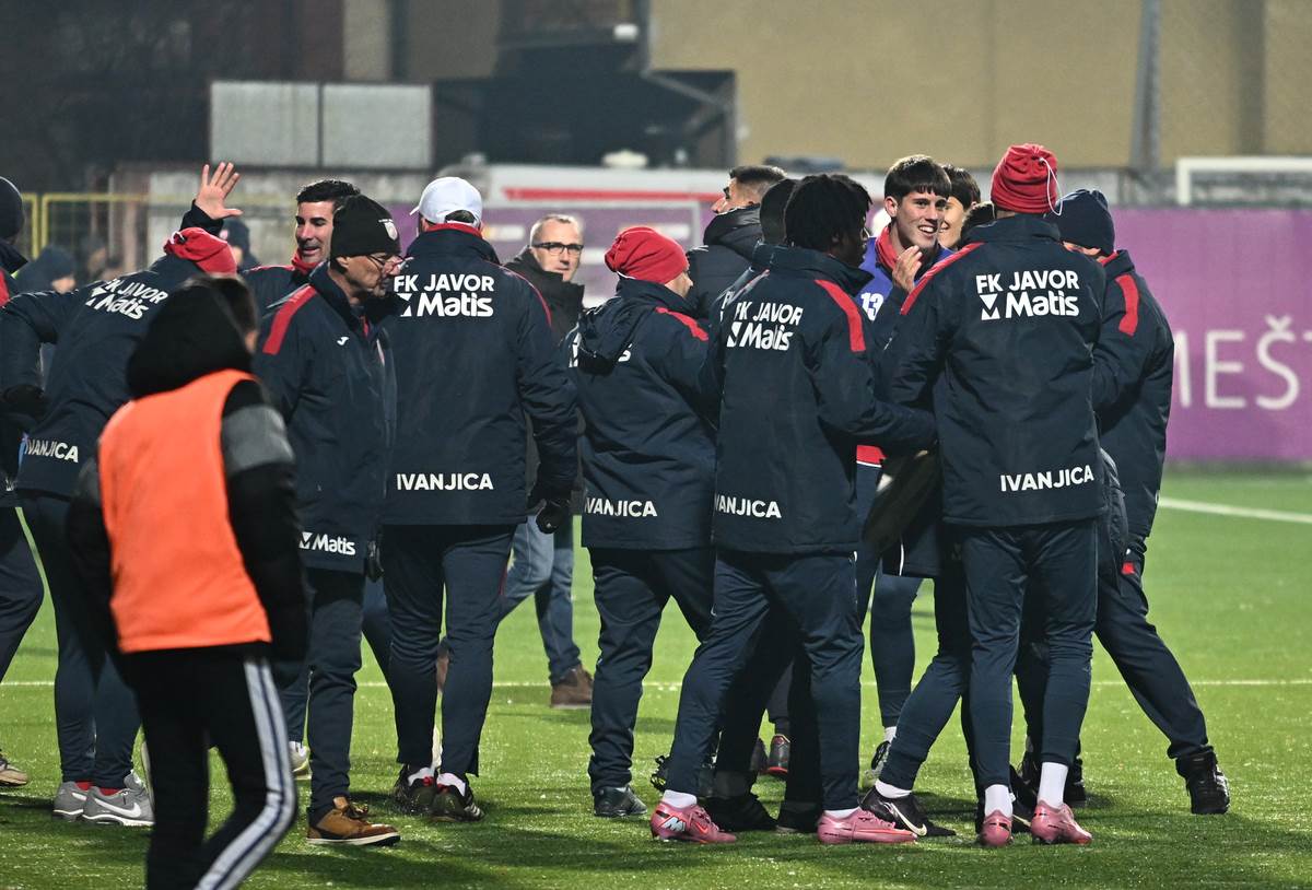 Javor - Crvena zvezda (33).jpg