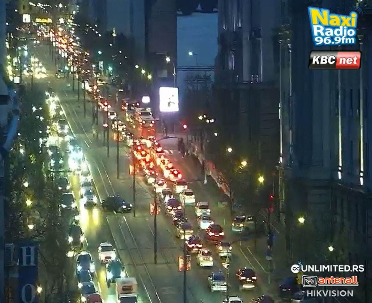 Gužve u Beogradu (3).jpg