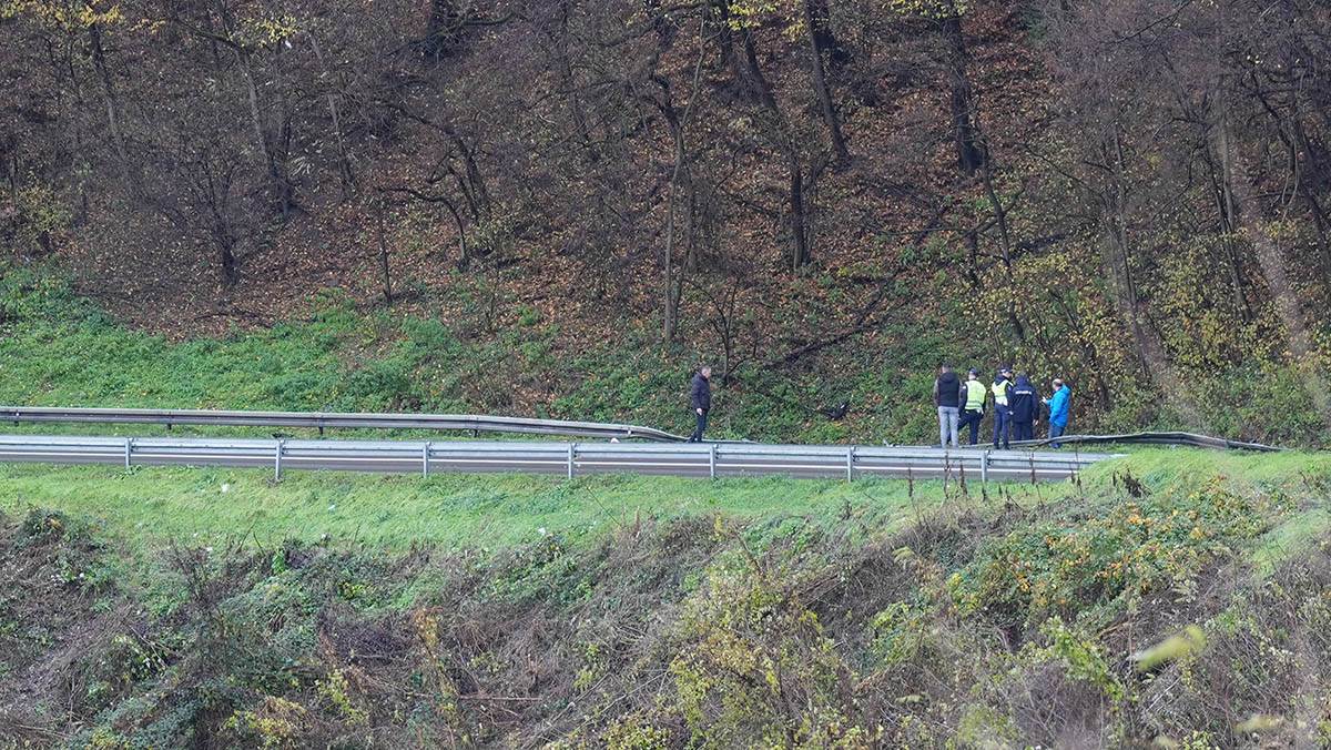 Pronađeno vozilo za koje se sumnja da je uletelo u jezero kod Čačka