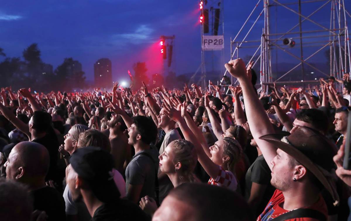 Tompson koncert (1).jpg