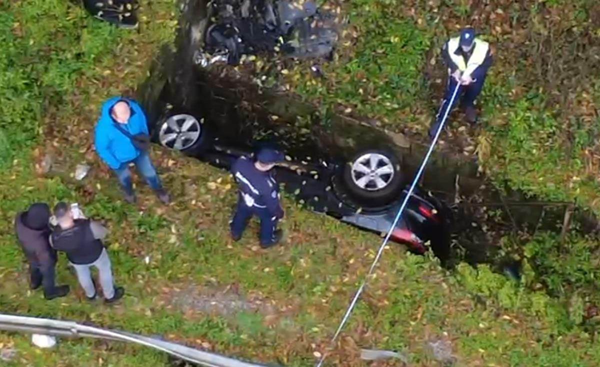 Prevrnut auto kod Čačka