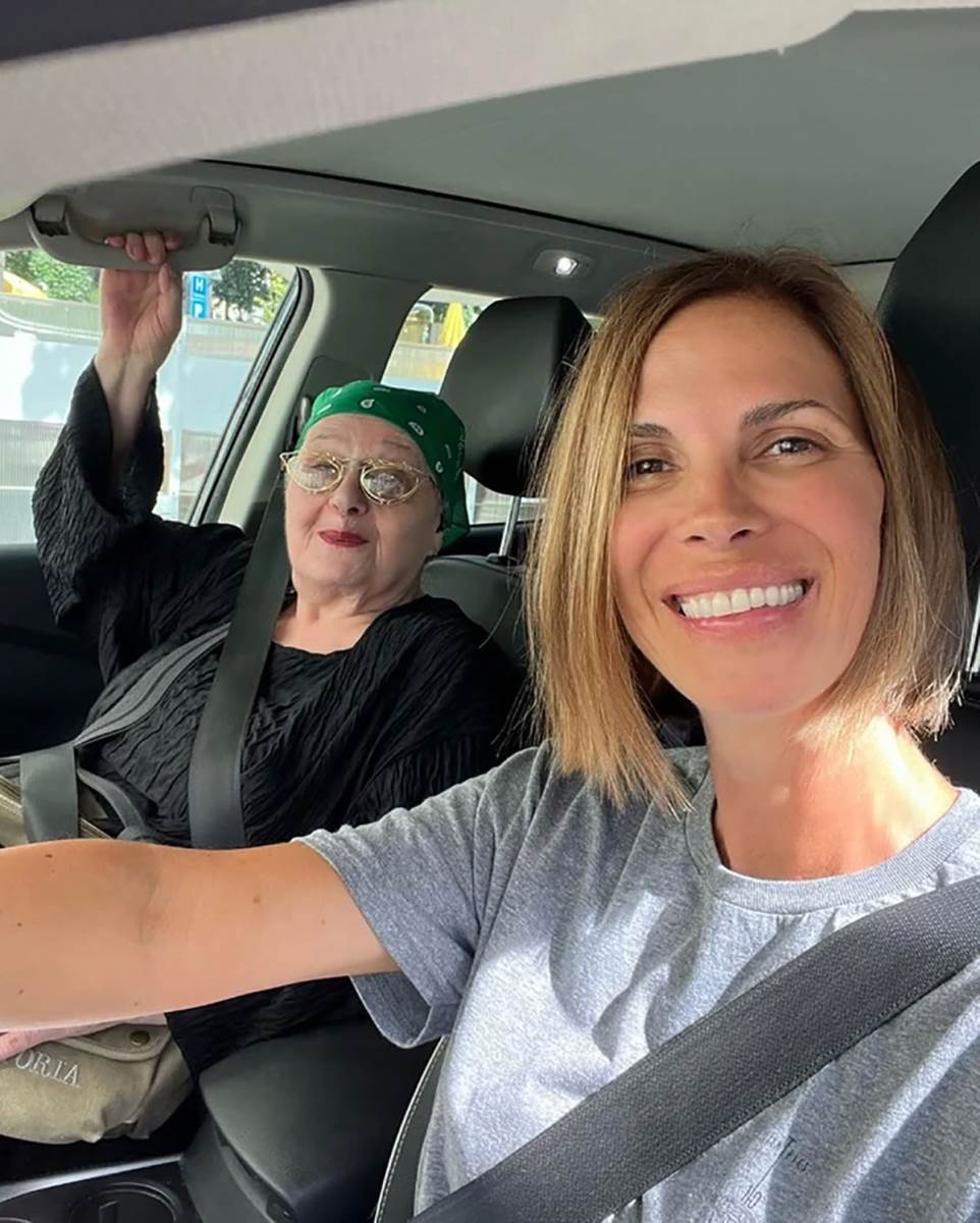 Božidarka Frajt sa ćerkom Bojanom Gregorić Vejzović.jpg