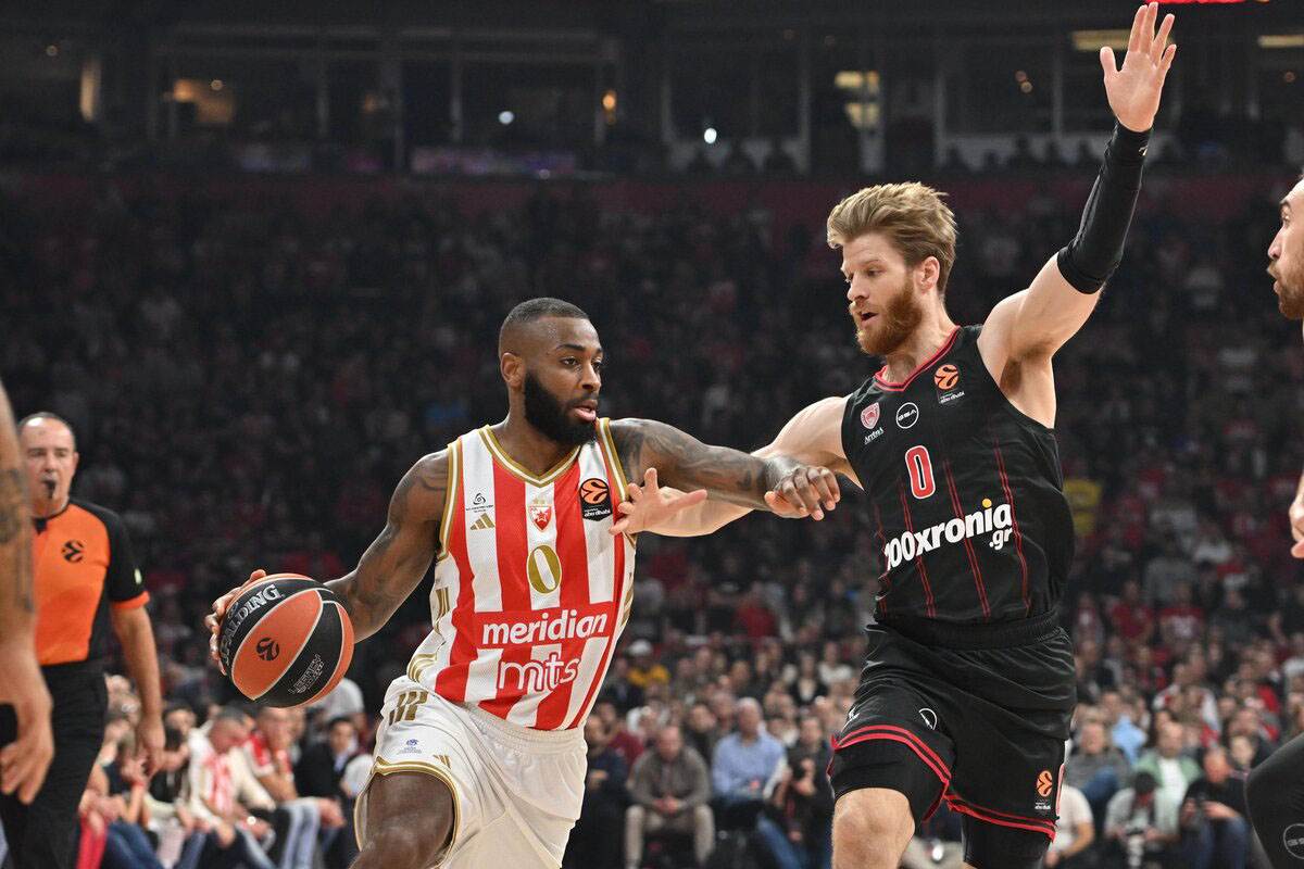 Crvena zvezda Olimpijakos (12).jpg