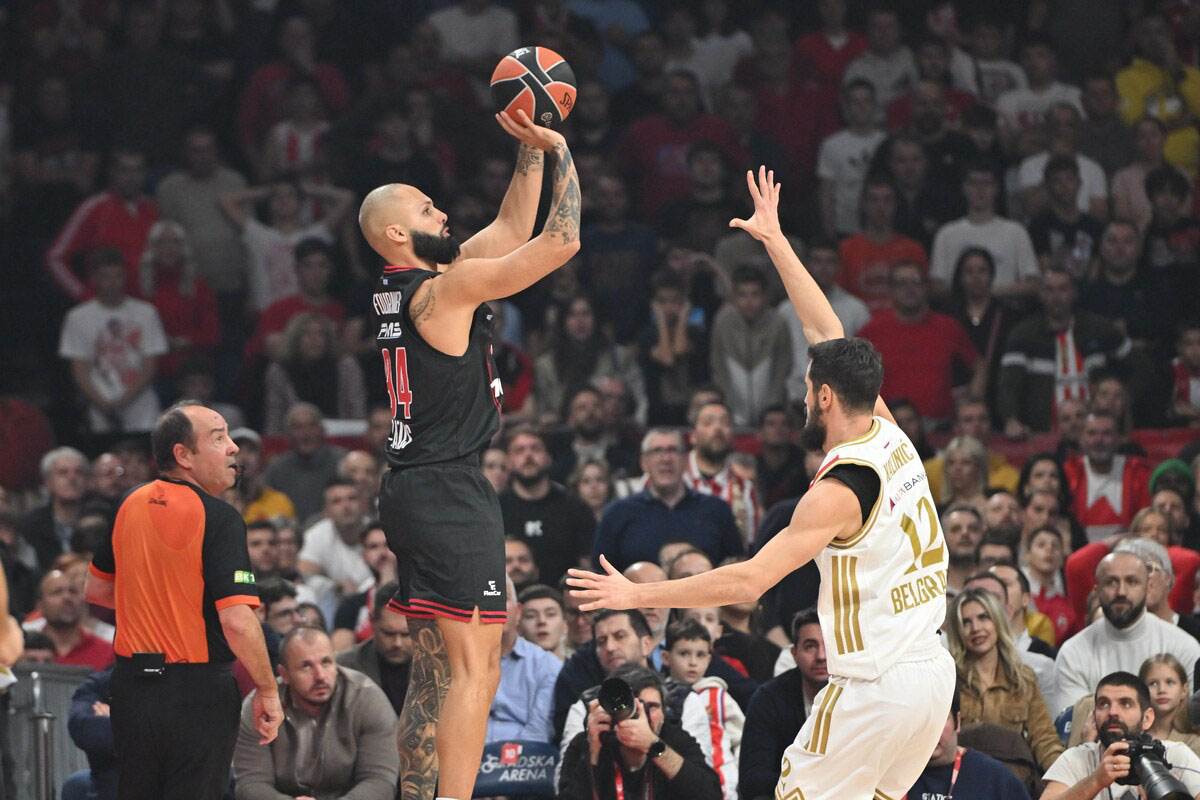 Crvena zvezda Olimpijakos  (9).jpg