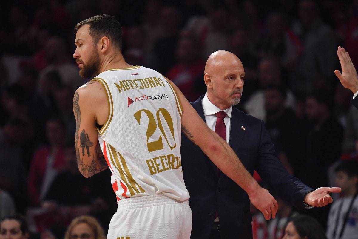 Crvena zvezda Olimpijakos  (18).jpg